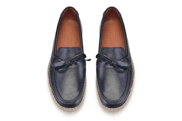 Siyah Püskül Detaylı Yazlık Loafer