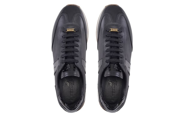 Siyah Bağcıklı Sneaker