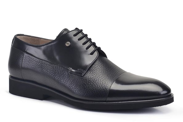 Siyah Bağcıklı Toka Detaylı Derby Stil Erkek Ayakkabı