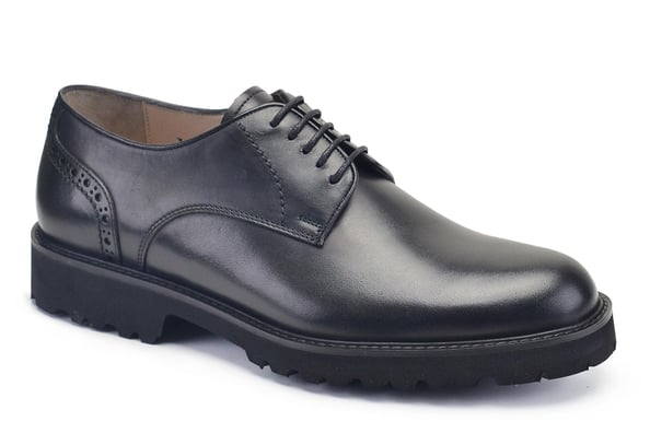 Siyah Bağcıklı Arka Baskı Detaylı Derby Stil Erkek Ayakkabı