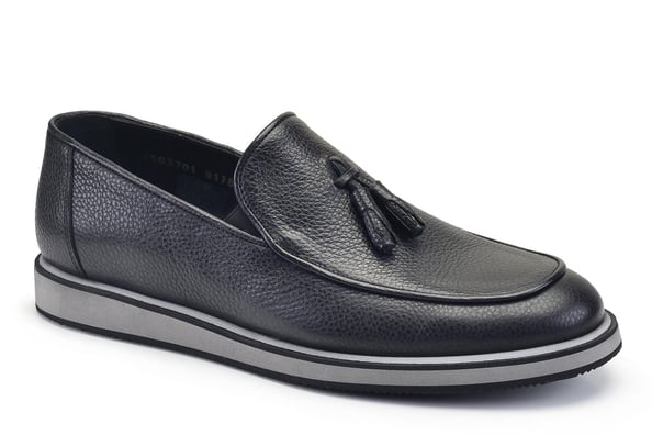 Siyah Bağcıksız Loafer Püskül Detaylı Erkek Ayakkabı