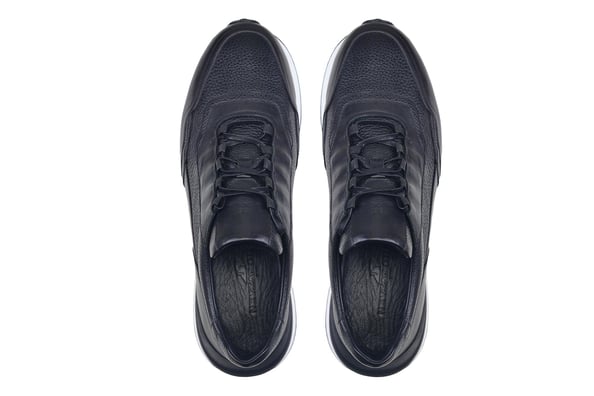 Siyah Bağcıklı Beyaz Taban Günlük Sneaker Erkek Ayakkabı