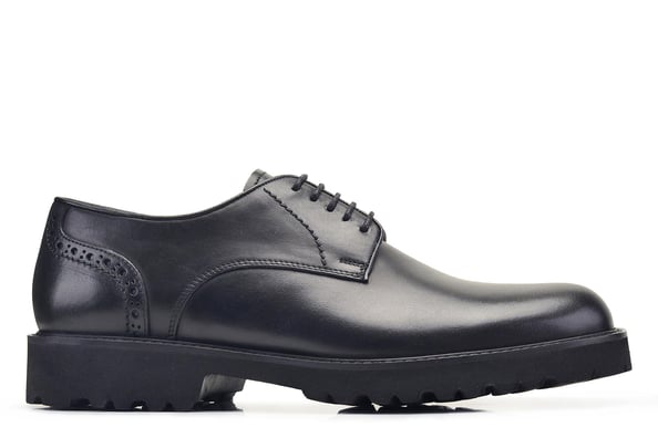 Siyah Bağcıklı Arka Baskı Detaylı Derby Stil Erkek Ayakkabı