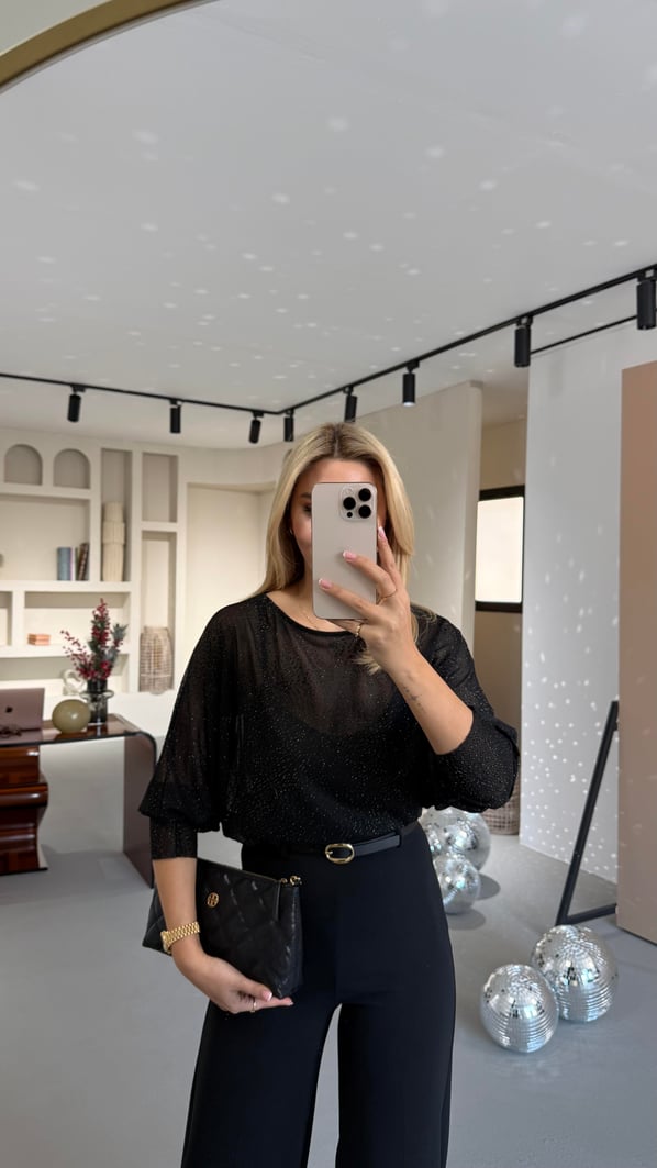 Yarasa Kol Simli Siyah Tül Bluz