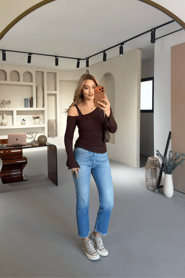 Premium Seri Yıkamalı Kesik Paça Mavi Jean