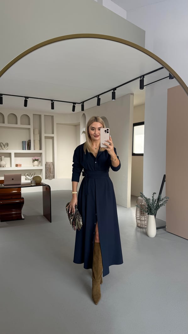 Bel Bağlama Detay Boydan Düğmeli Lacivert Çan Elbise