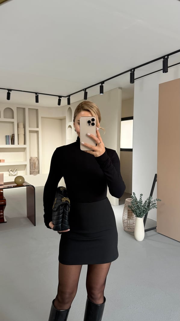 Premium Seri Siyah Mini Etek