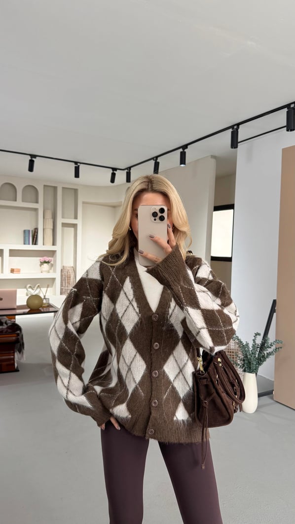 Baklava Desen Kahve Yumuşak Dokulu Hırka