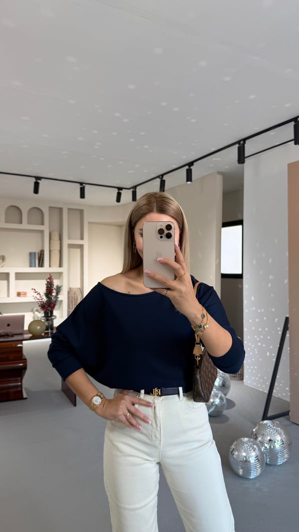 Lacivert Kayık Yaka Modal Bluz