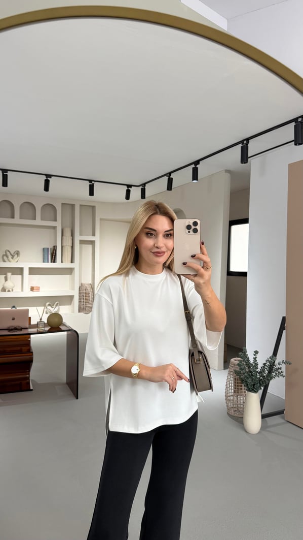 Yırtmaç Detay Oversize Ekru Tok Modal Basic Tshirt
