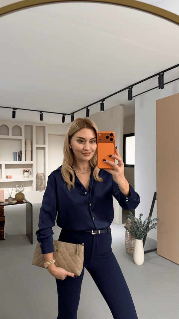 Sedef Düğmeli Lacivert Saten Gömlek