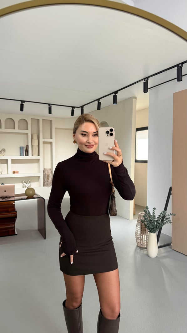 Premium Seri Kahve Balıkçı Yaka Pamuklu Basic Bluz