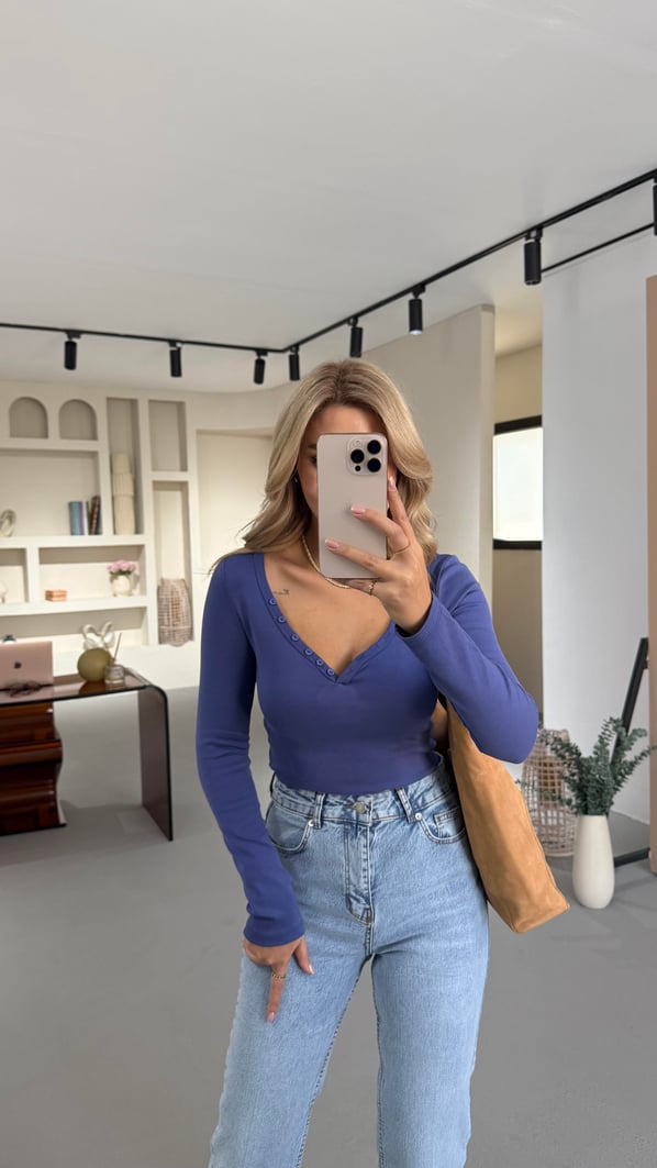 V Yaka Düğme Detay Indigo Bluz
