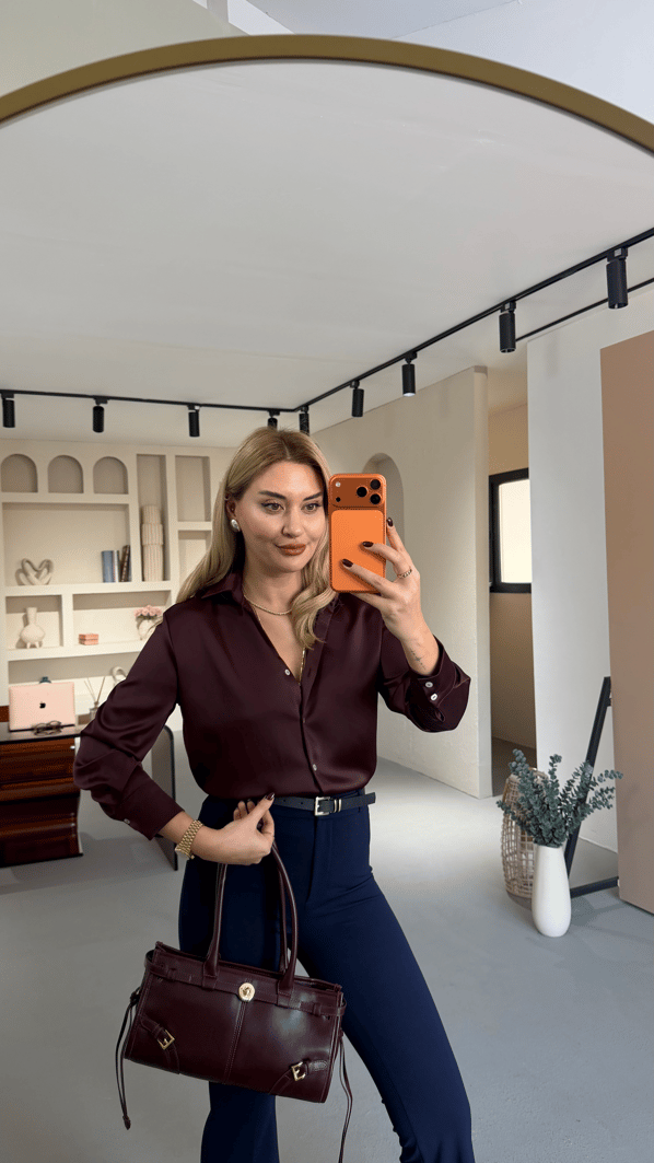 Sedef Düğmeli Mürdüm Saten Gömlek