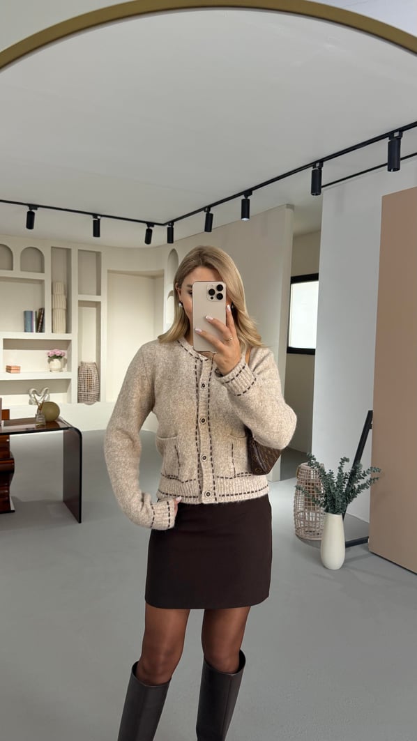 Jakar Dikişli Cep Detay Yumoş Vizon Hırka