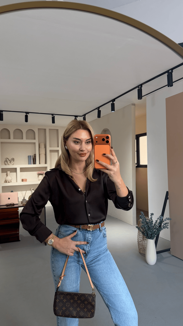 Sedef Düğmeli Kahve Saten Gömlek