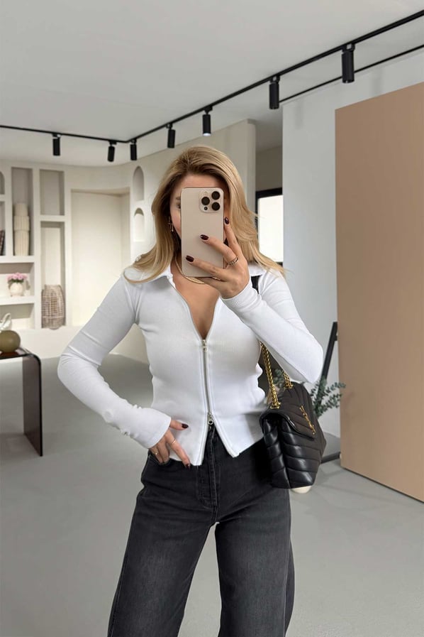 Polo Yaka Çift Fermuarlı Beyaz Bluz