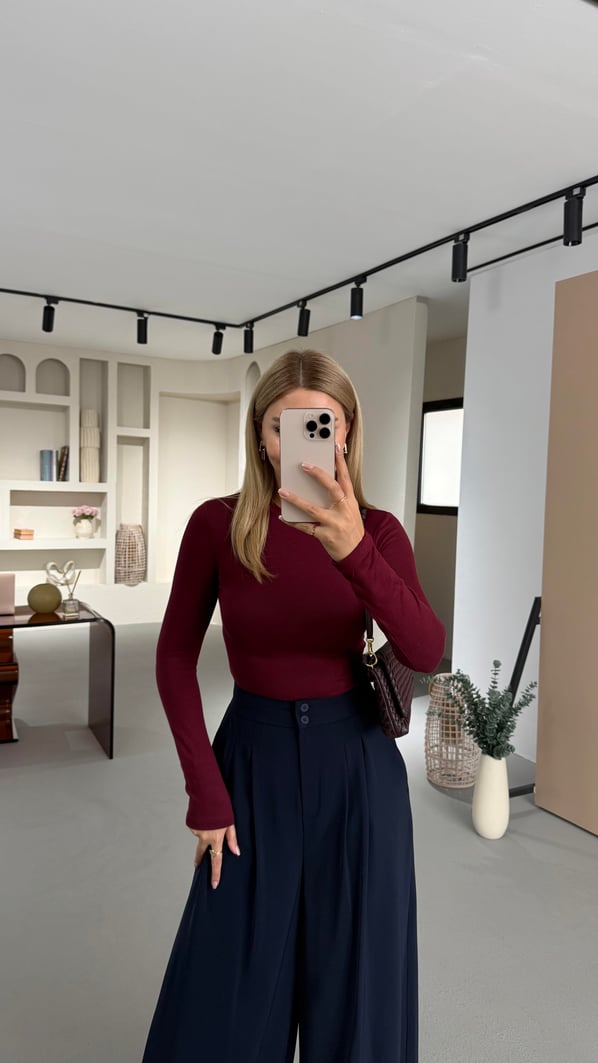 Premium Seri Yumuşak Dokulu Likralı Bordo Basic Bluz