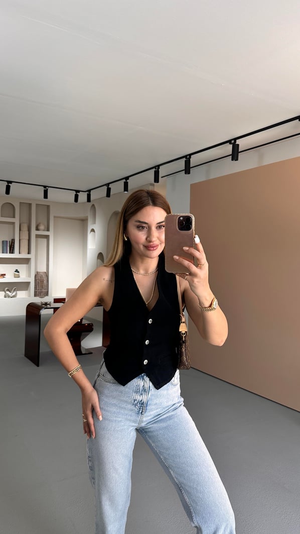 Bel Kemer Detay Siyah Denim Yelek