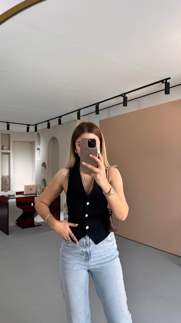 Bel Kemer Detay Siyah Denim Yelek