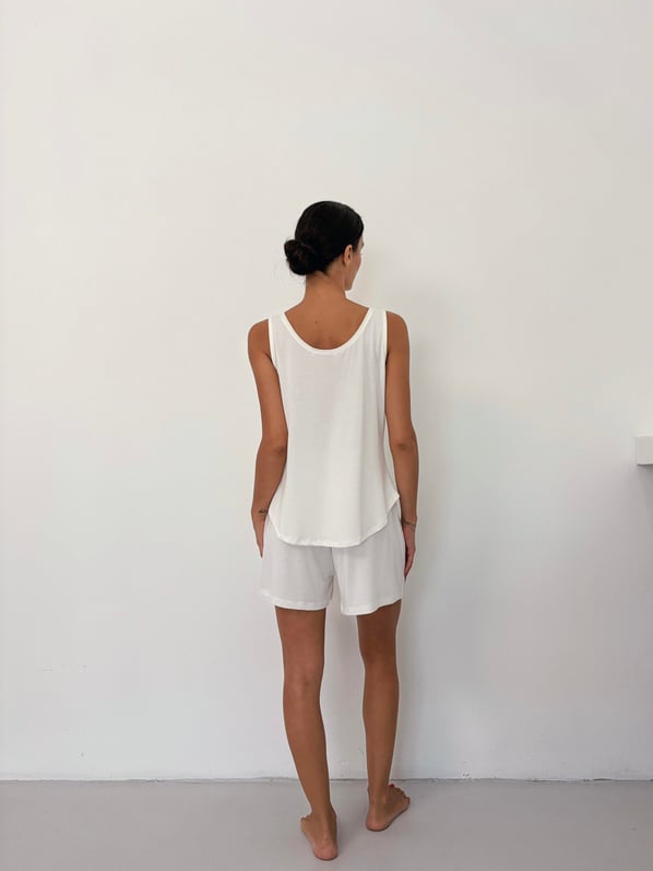 Bel Lastikli Dökümlü Ekru Modal Şort