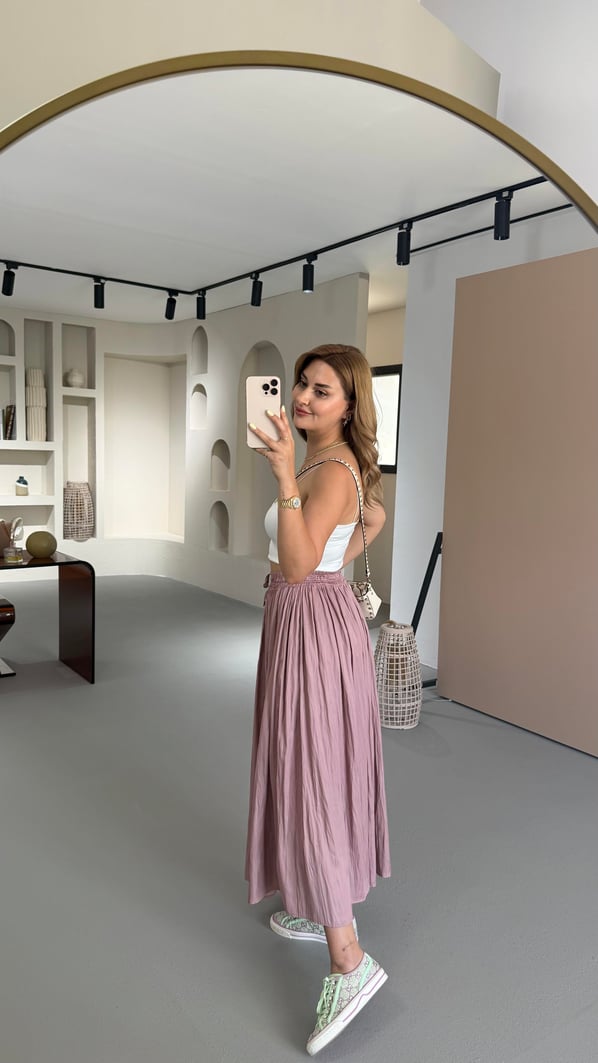 Bel Lastikli Kırışık Doku Saten Midi Pudra Pembe Etek