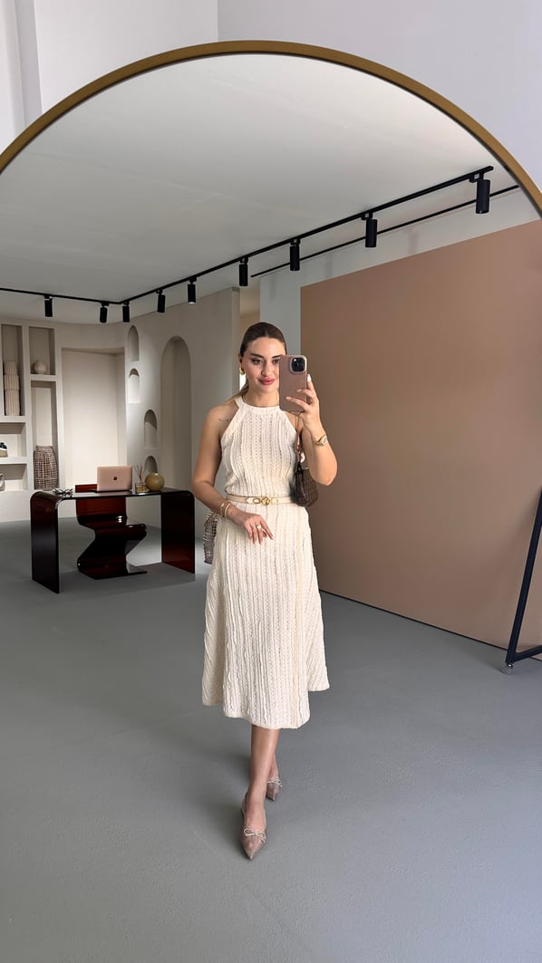 Bel Lastikli Natural Fistolu Asimetrik Çan Elbise