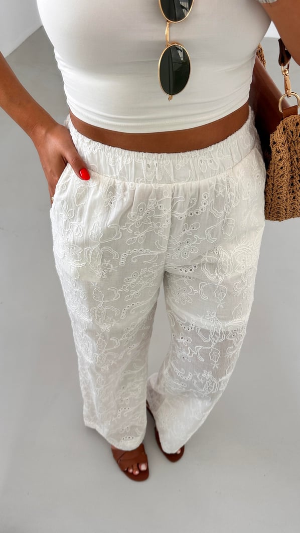 Beli Lastikli Astar Detay Ekru Fisto Pantolon