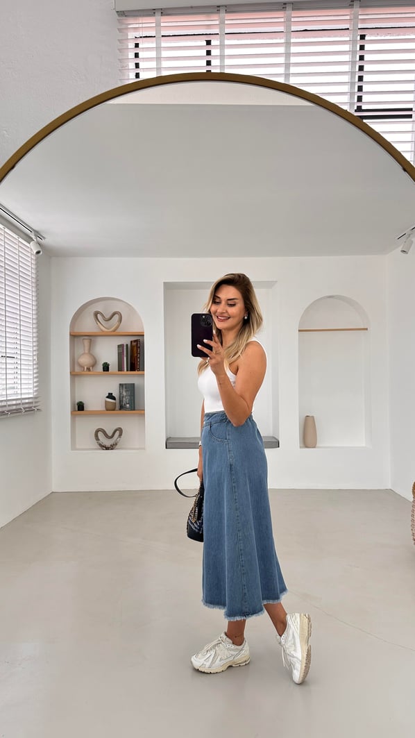 Beli Lastikli Belden Ayarlamalı Çan Denim Etek