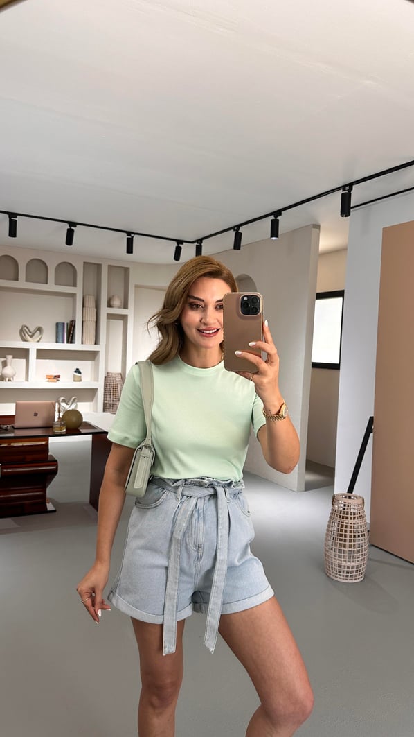 Bisiklet Yaka Pamuklu Pastel Yeşil Basic Tshirt
