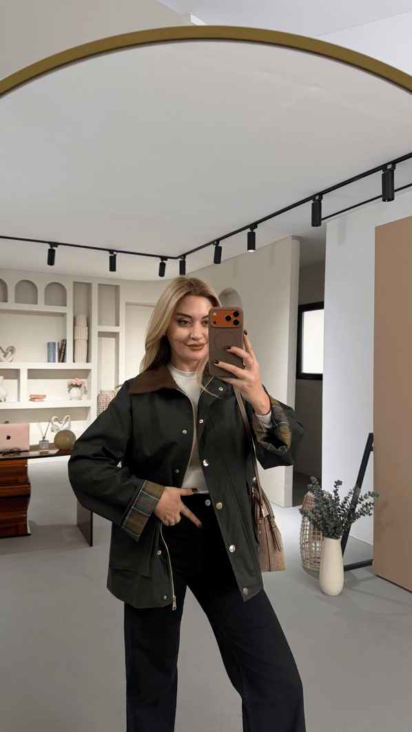 Kadife Yaka Detay Astar Ekoseli Haki Trenç