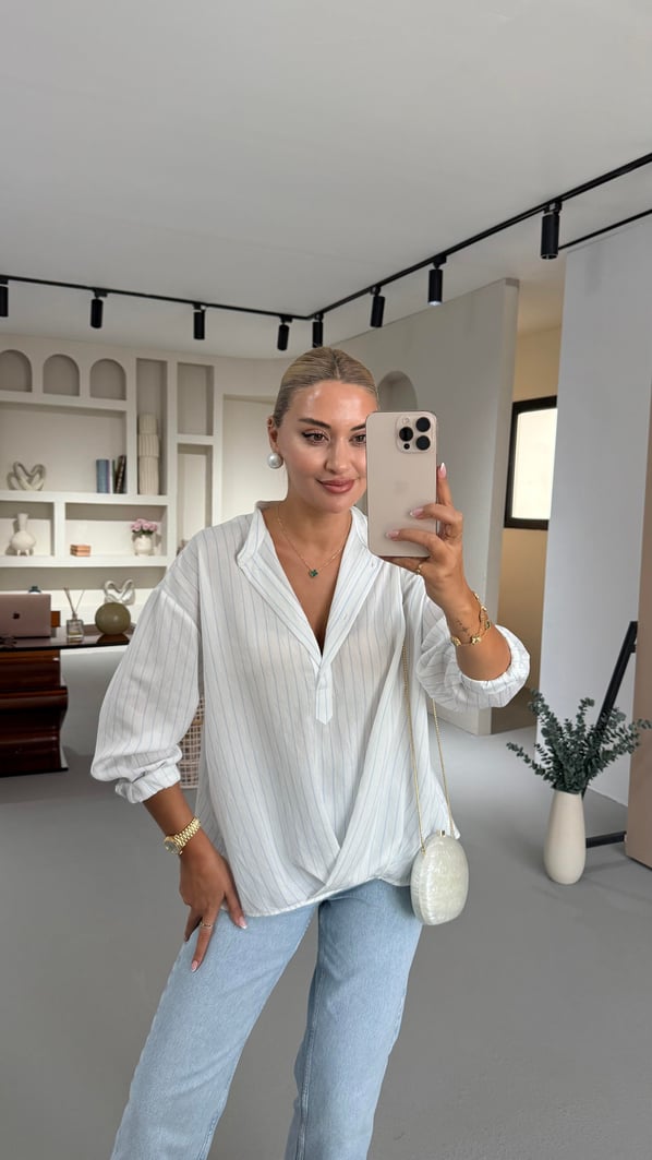 Düğüm Detay Çizgili Beyaz Viskon Gömlek