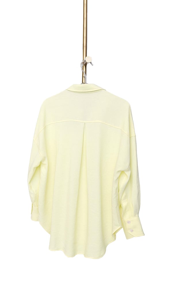 Cep Detay Yırtmaçlı Sarı Gömlek