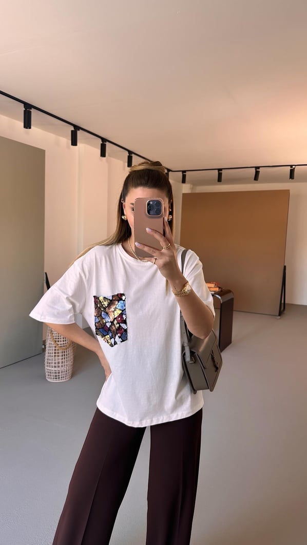 Cep Payetli Oversize Pamuklu Beyaz Tshirt