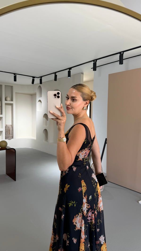 Çiçek Desen Astarlı Siyah Tül Elbise