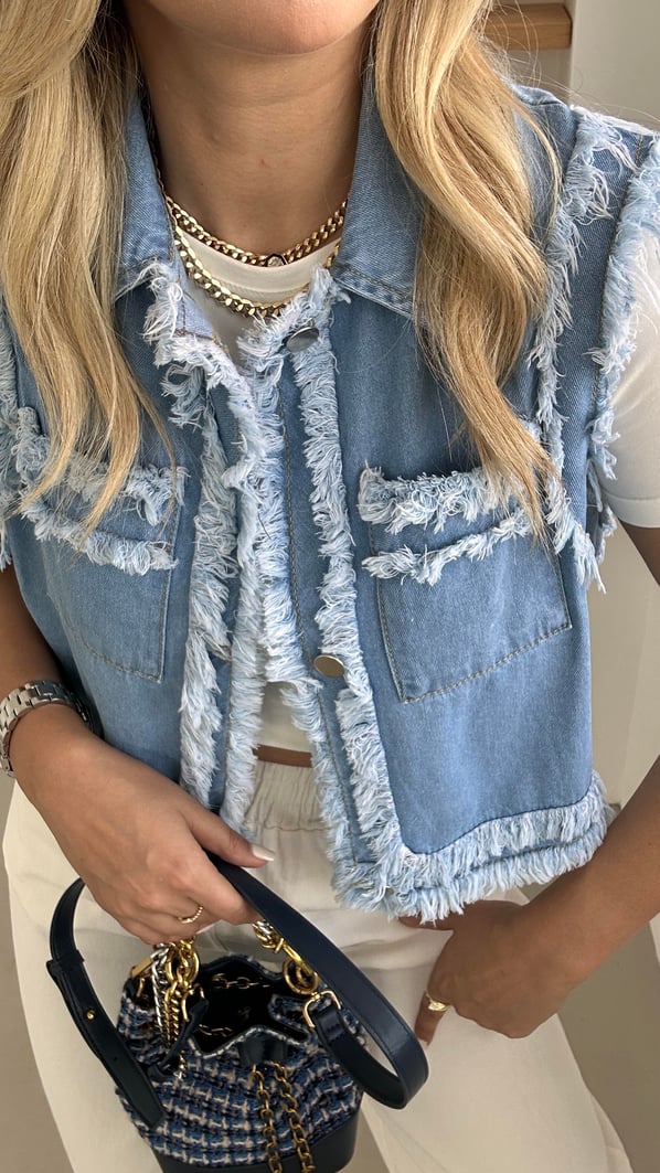 Çift Cep Detay Püsküllü Mavi Denim Yelek