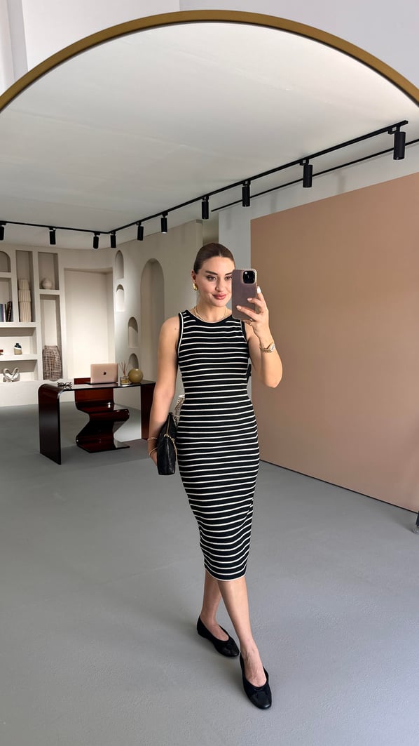 Çizgili Halter Siyah Örme Elbise
