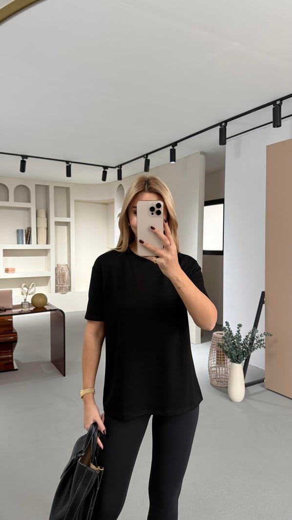 Bisiklet Yaka Siyah Oversize Tok Modal Basic Tshirt