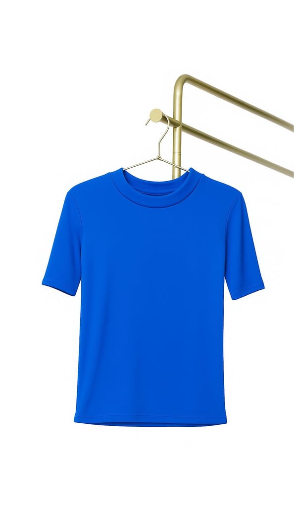 Dik Yaka Pamuklu Fit Basic Tshirt