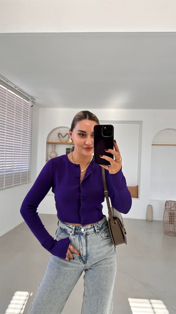 Düğmeli Mor Crop Hırka