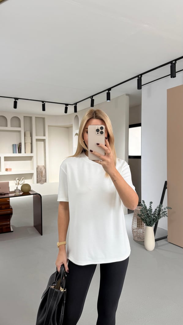 Bisiklet Yaka Ekru Oversize Tok Modal Basic Tshirt