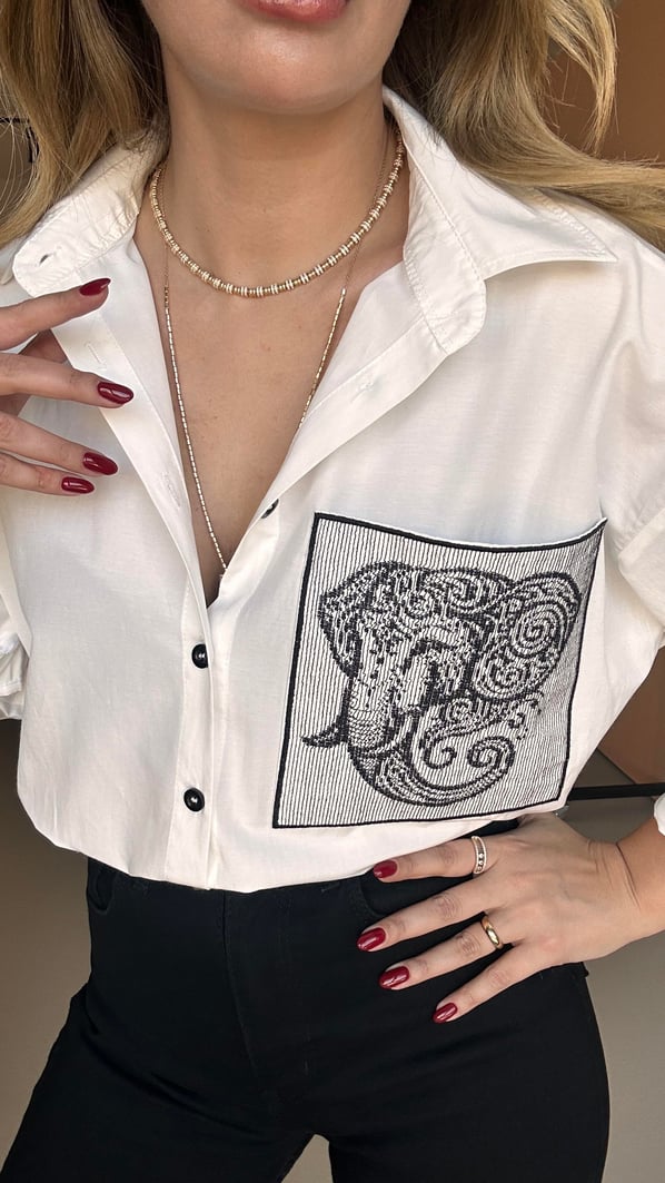 Fil Nakışlı Oversize Beyaz Poplin Gömlek
