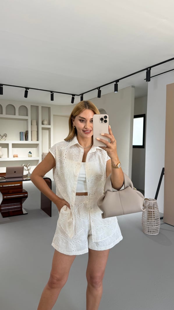 Fisto Detay Şort Yelek Vanilya Takım