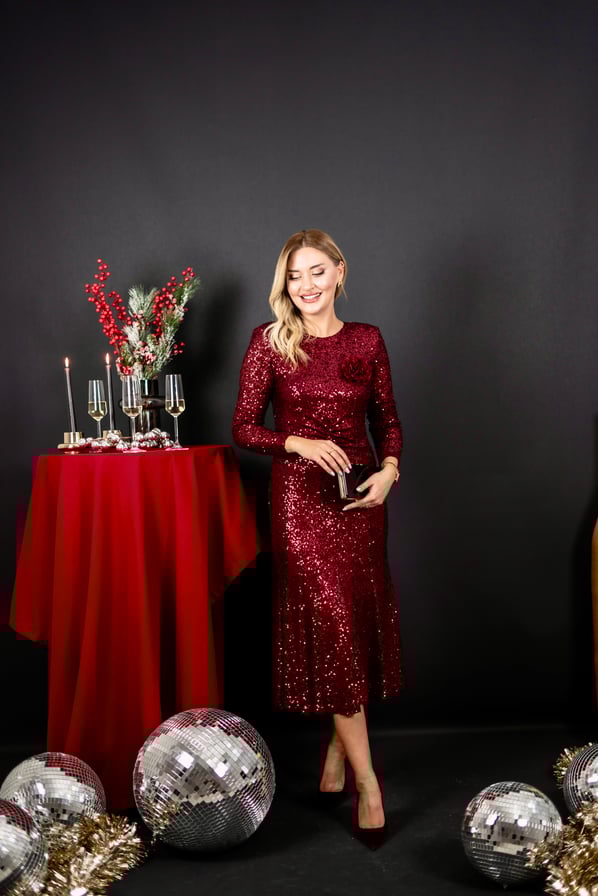 Gül Detay Payetli Bordo Midi Elbise