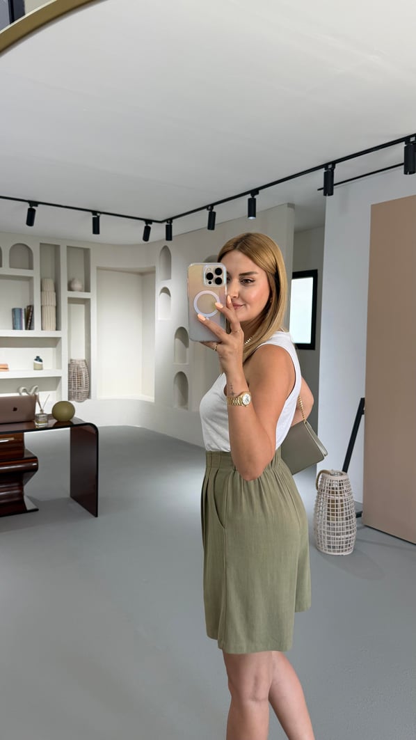 Haki Bel Lastikli Düğme Detay Keten Şort