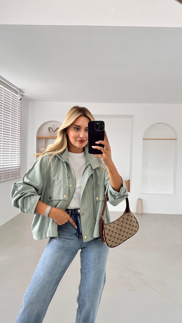 Kapüşonlu Oversize Mint Trenç