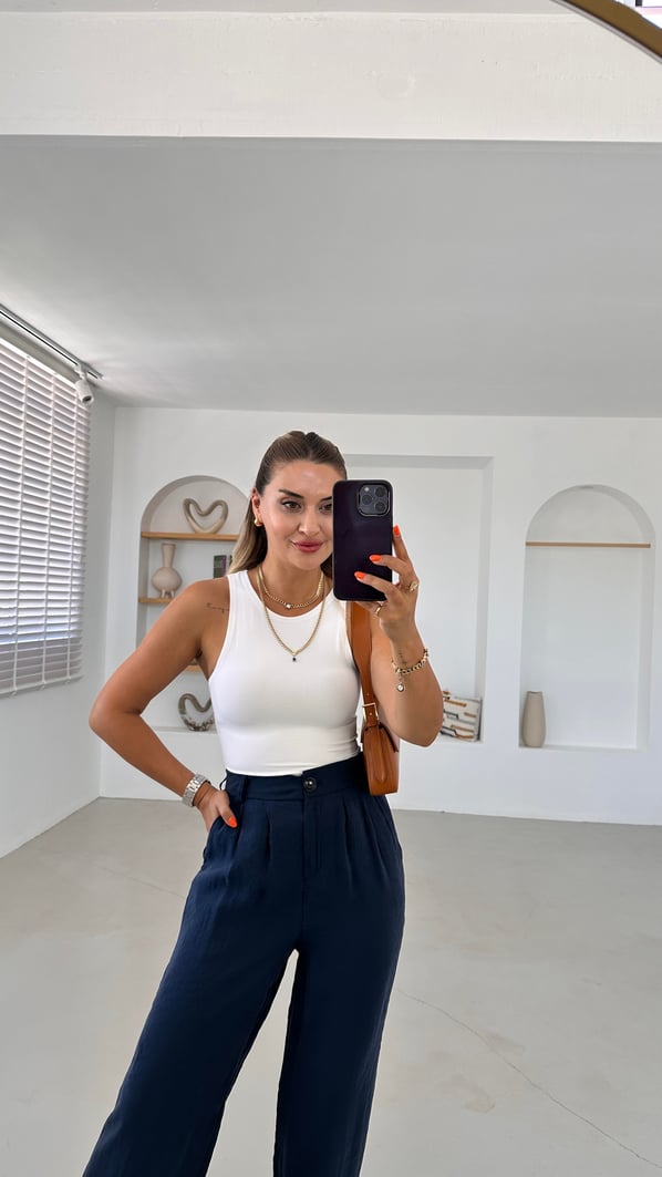 Kaynak Dikiş Beyaz Halter Bluz