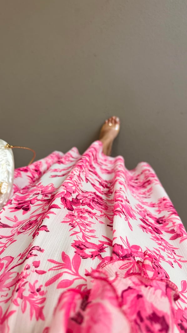 Kemerli Yaka Fırfır Detay Çiçekli Şifon Elbise