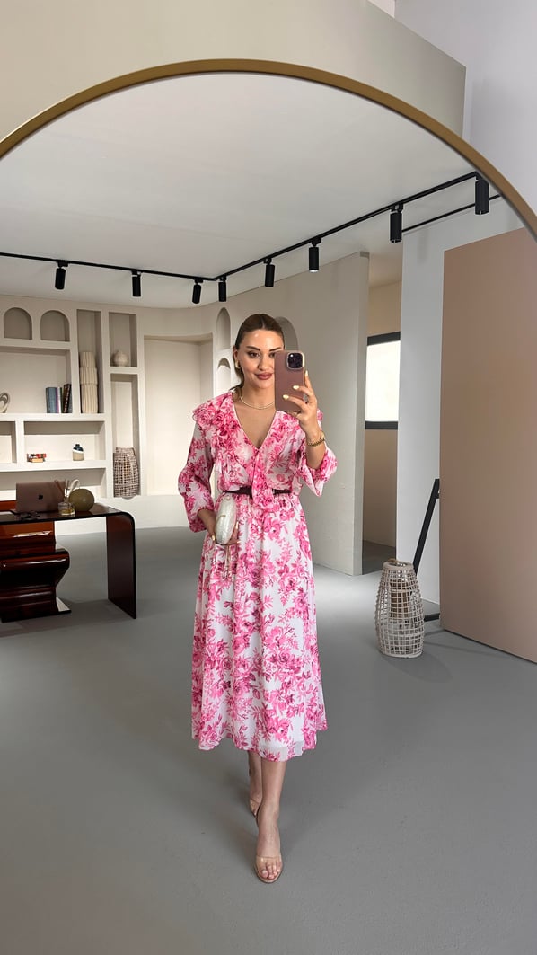 Kemerli Yaka Fırfır Detay Çiçekli Şifon Elbise