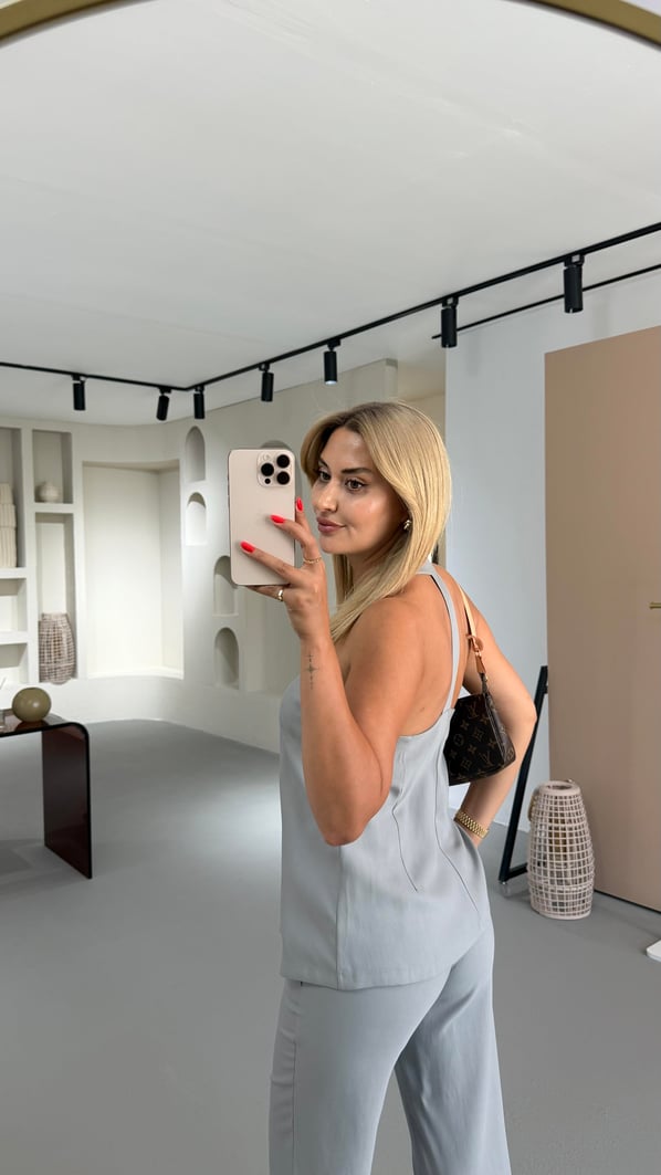 Kemik Düğmeli Sırt Detay Duman Gri Yelek